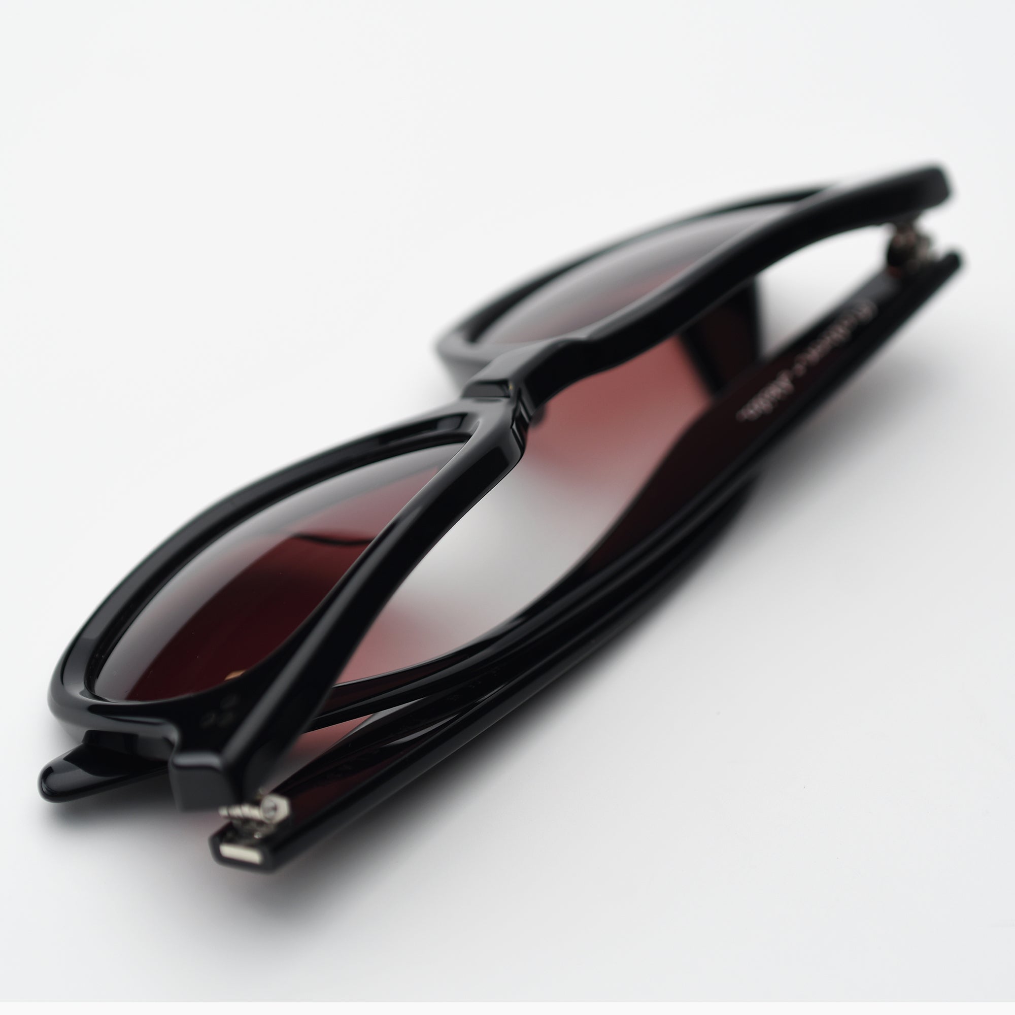Malbon Flash Sunglasses by AKILA