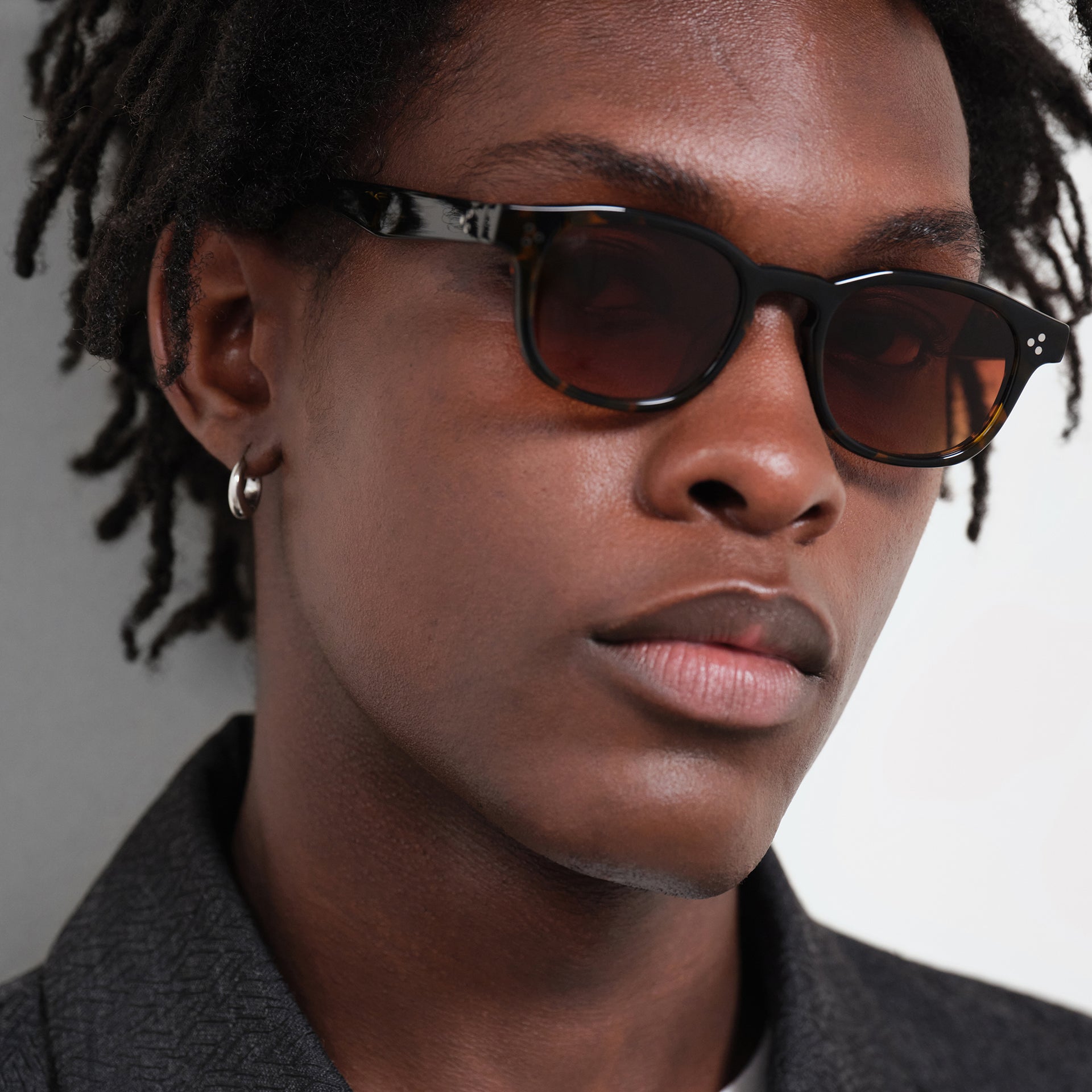 Tortoise / Umber Gradient