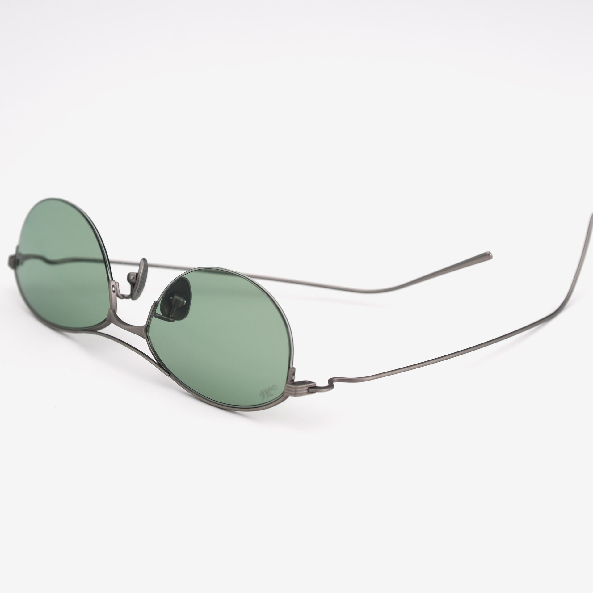 Brushed Gunmetal / Green