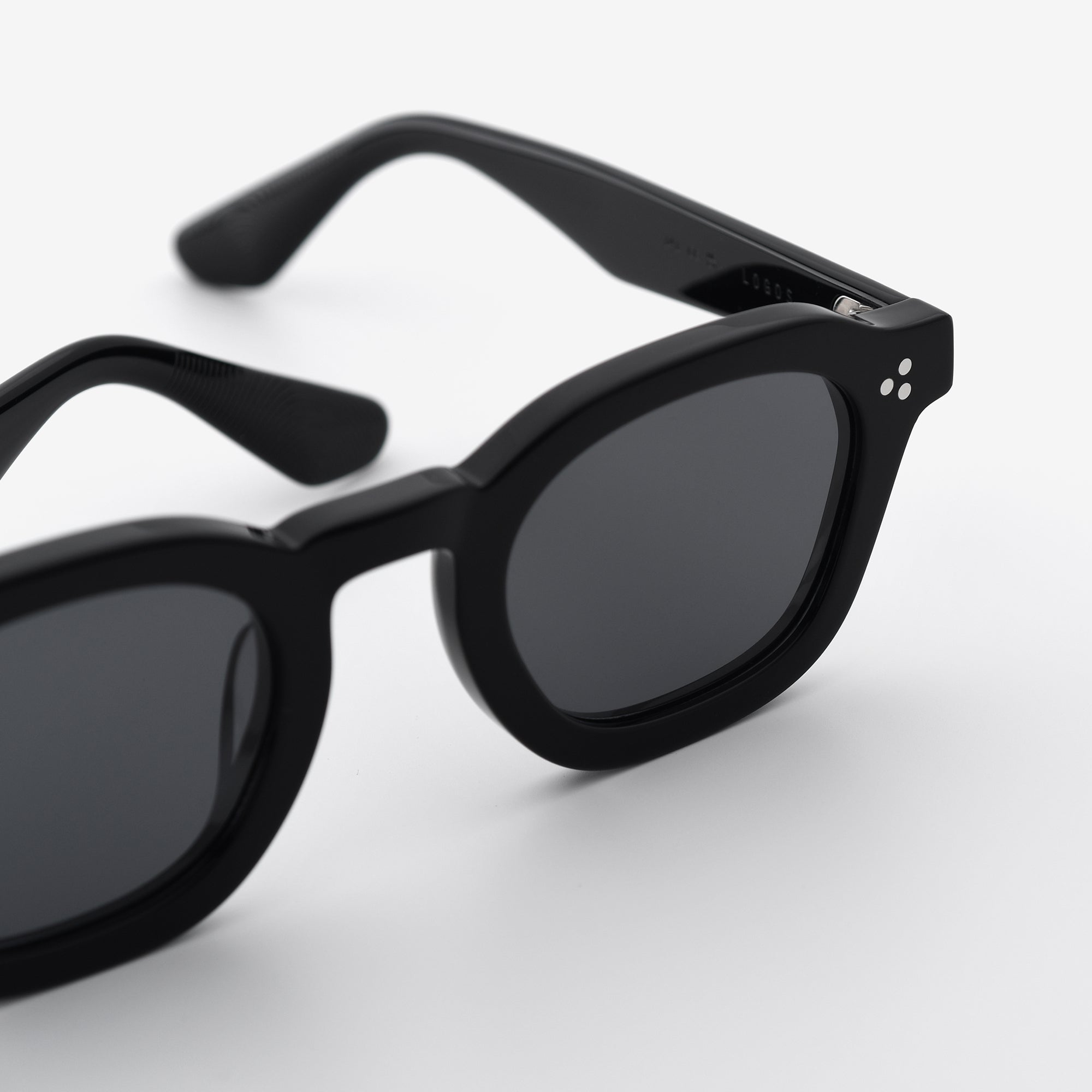 AKILA Eyewear Logos Sunglasses