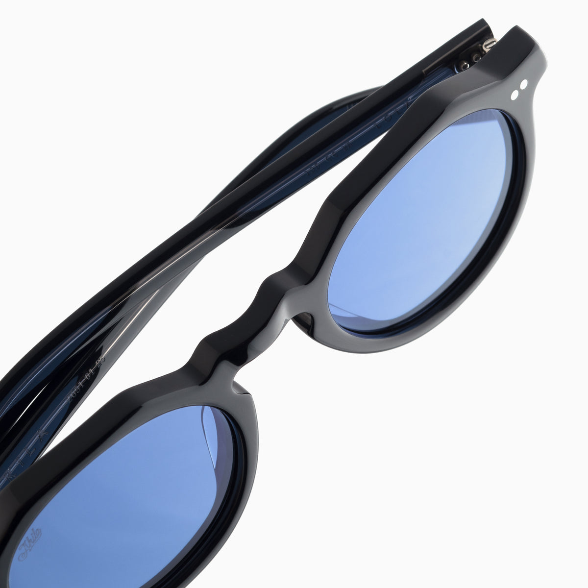 Black / Blue
