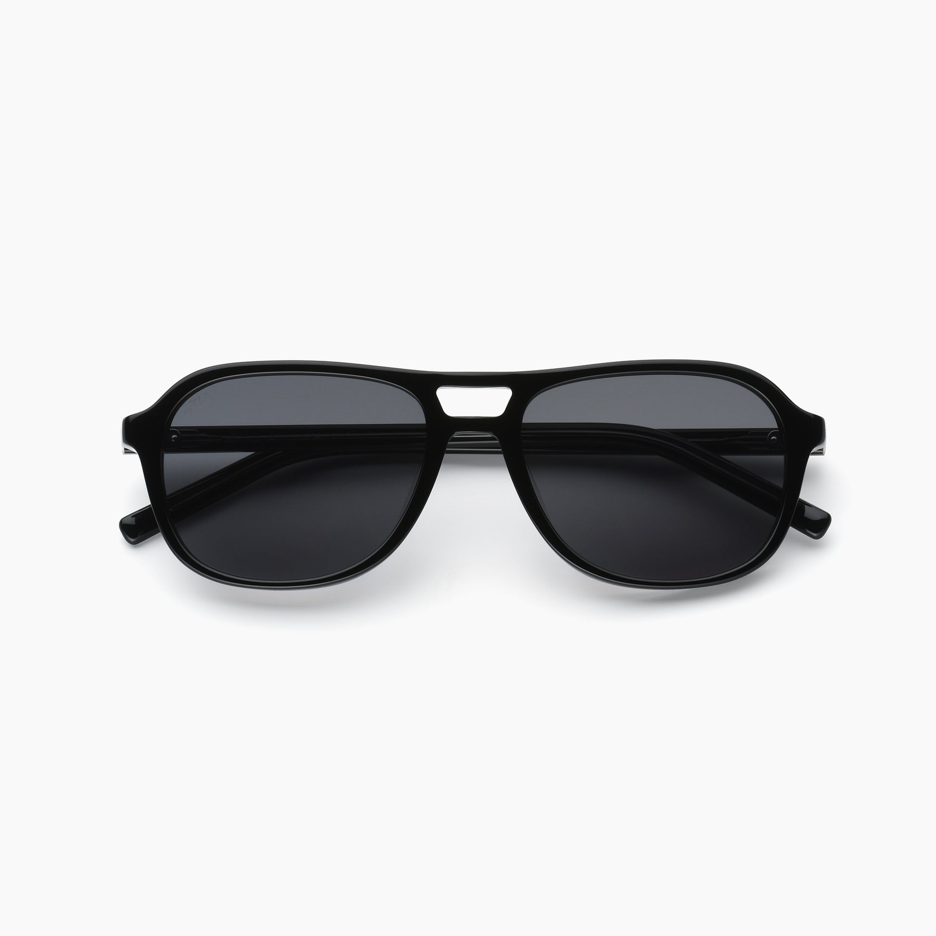 Black / Black