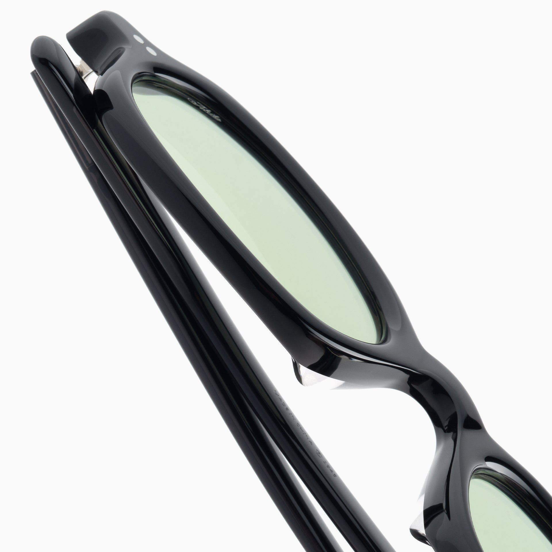 Black / Lt Green
