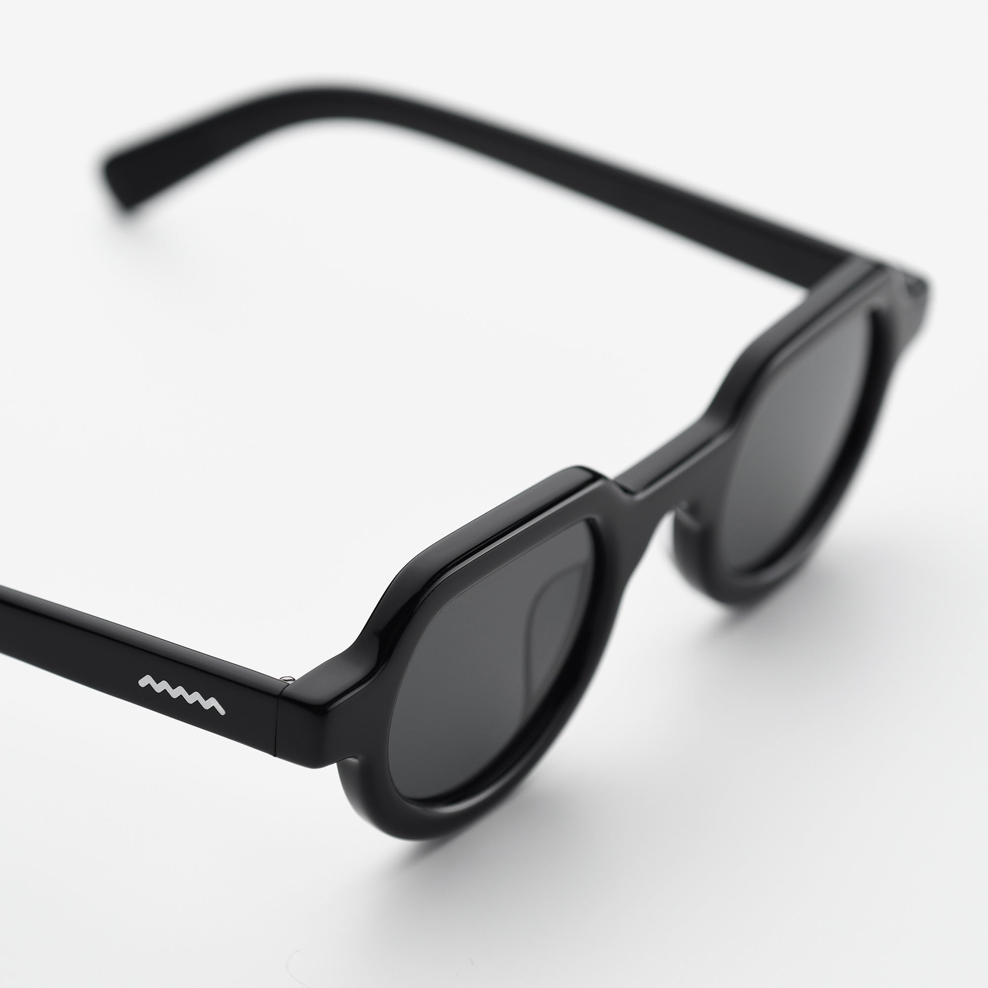 Brain Dead Tani Sunglasses – AKILA